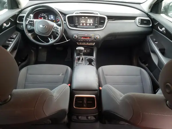 5XYPG4A31KG603594 2019 KIA SORENTO - Image 8