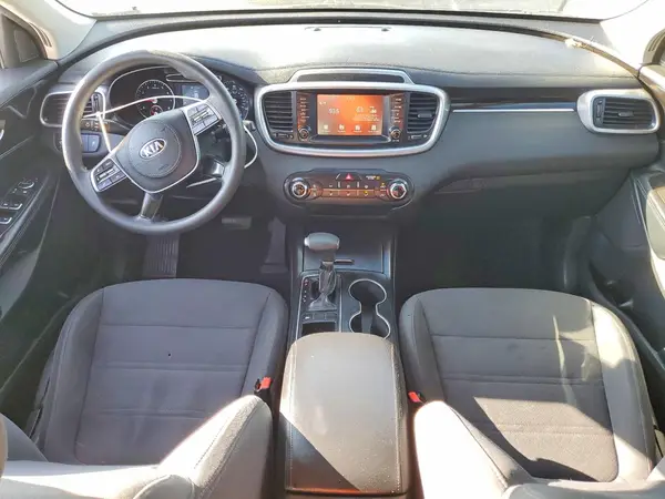 5XYPG4A31KG605295 2019 KIA SORENTO - Image 8