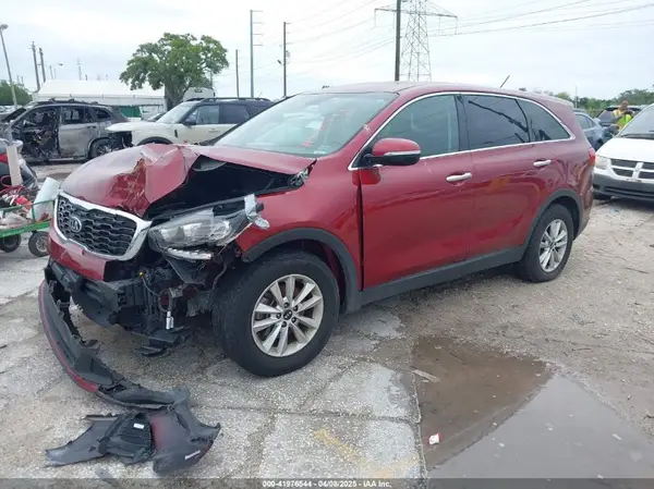 5XYPG4A31LG686087 2020 KIA SORENTO - Image 2