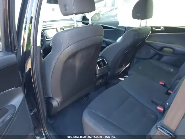 5XYPG4A31LG688390 2020 KIA SORENTO - Image 8
