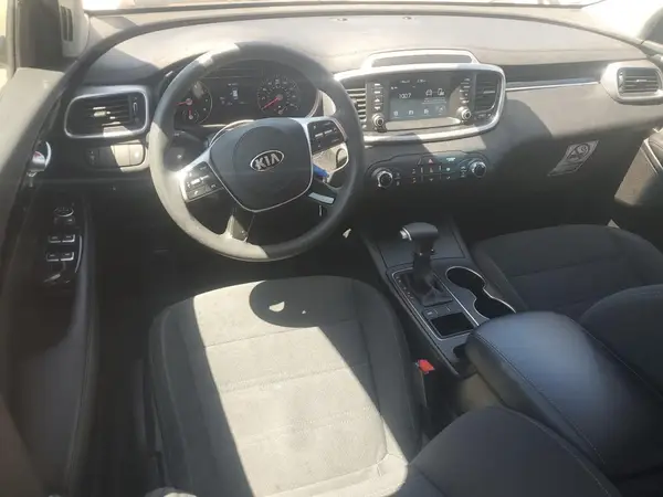 5XYPG4A31LG700425 2020 KIA SORENTO - Image 8