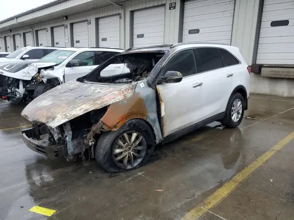 5XYPG4A32GG009118 2016 KIA SORENTO - Image 1
