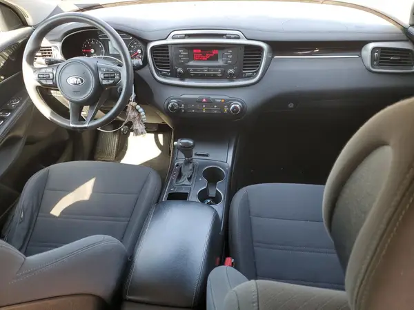5XYPG4A32GG015033 2016 KIA SORENTO - Image 8