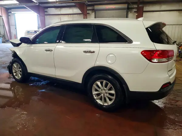 5XYPG4A32GG018160 2016 KIA SORENTO - Image 2