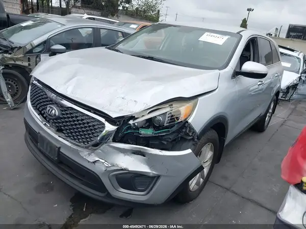 5XYPG4A32GG023732 2016 KIA SORENTO - Image 2