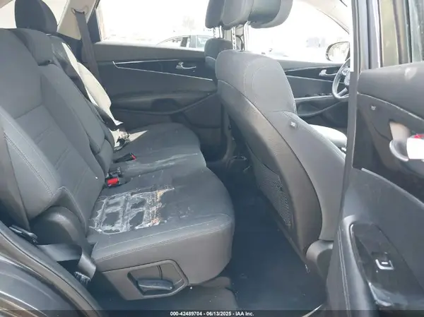 5XYPG4A32GG023875 2016 KIA SORENTO - Image 8