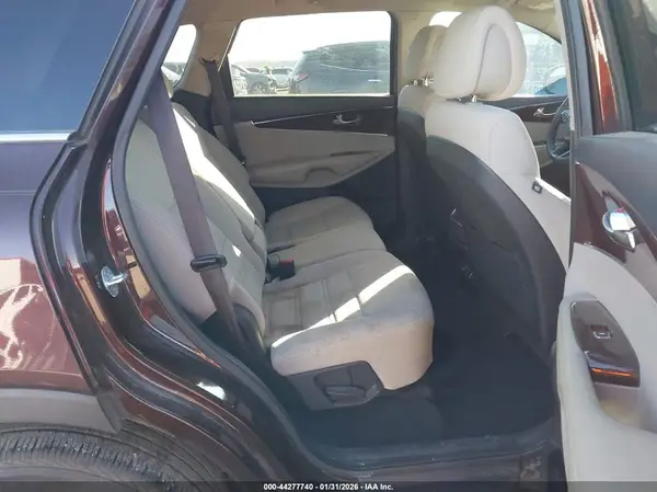 5XYPG4A32GG027764 2016 KIA SORENTO - Image 8