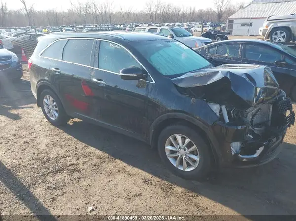 5XYPG4A32GG031328 2016 KIA SORENTO - Image 1