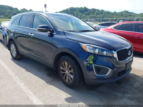 5XYPG4A32GG036271 2016 KIA SORENTO - Image 1