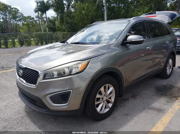 5XYPG4A32GG041406 2016 KIA SORENTO - Image 2