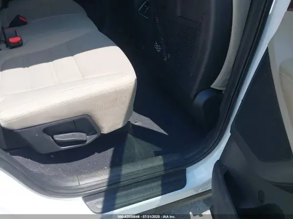 5XYPG4A32GG051918 2016 KIA SORENTO - Image 8