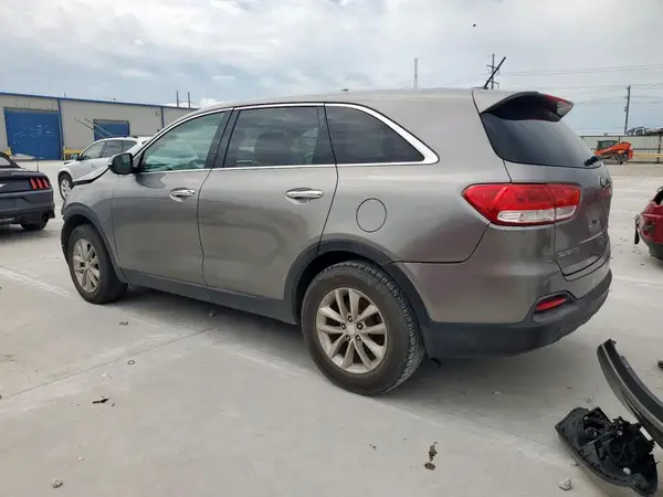 5XYPG4A32GG053328 2016 KIA SORENTO - Image 2