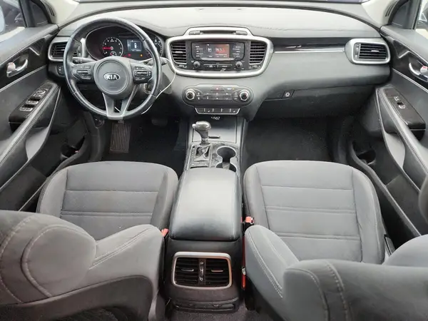 5XYPG4A32GG061008 2016 KIA SORENTO - Image 8