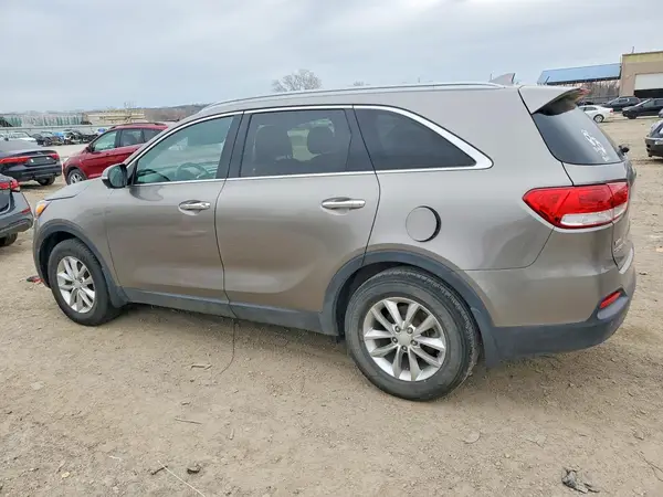 5XYPG4A32GG063972 2016 KIA SORENTO - Image 2