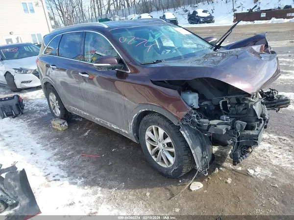 5XYPG4A32GG067553 2016 KIA SORENTO - Image 1