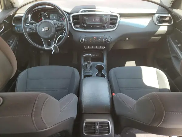 5XYPG4A32GG069335 2016 KIA SORENTO - Image 8