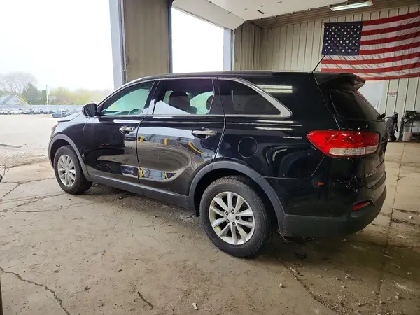 5XYPG4A32GG069643 2016 KIA SORENTO - Image 2