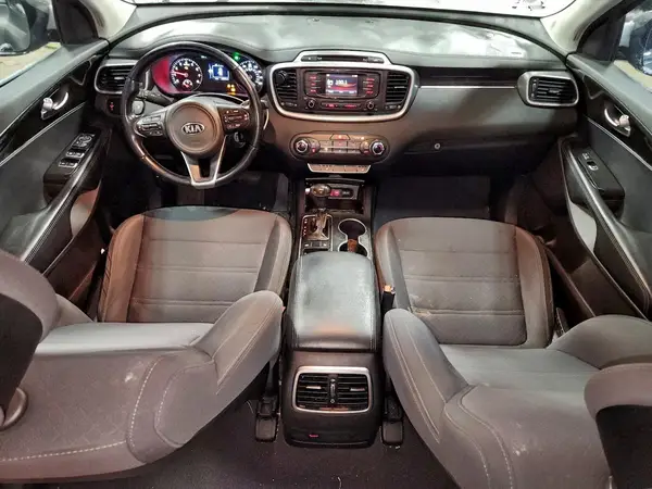 5XYPG4A32GG076804 2016 KIA SORENTO - Image 8