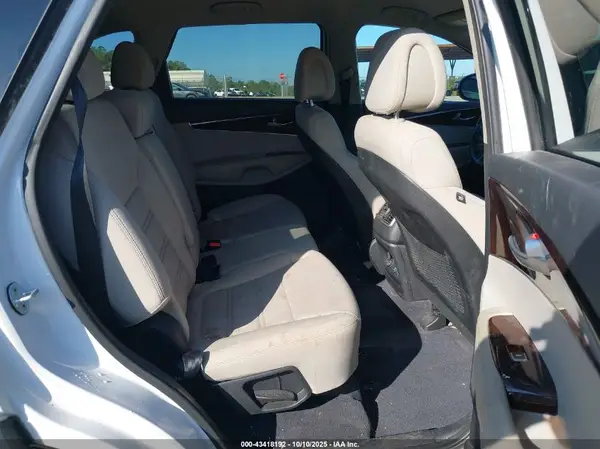 5XYPG4A32GG094428 2016 KIA SORENTO - Image 8
