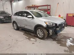 5XYPG4A32GG100924 2016 KIA SORENTO