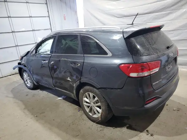 5XYPG4A32GG120008 2016 KIA SORENTO - Image 2