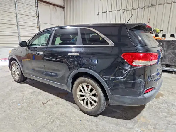 5XYPG4A32GG120459 2016 KIA SORENTO - Image 2