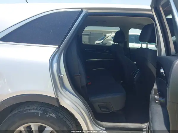 5XYPG4A32GG124477 2016 KIA SORENTO - Image 8