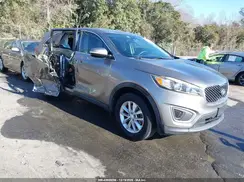 5XYPG4A32GG124835 2016 KIA SORENTO