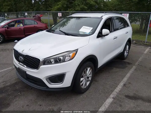5XYPG4A32GG126410 2016 KIA SORENTO - Image 2