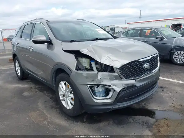 5XYPG4A32GG127234 2016 KIA SORENTO - Image 1