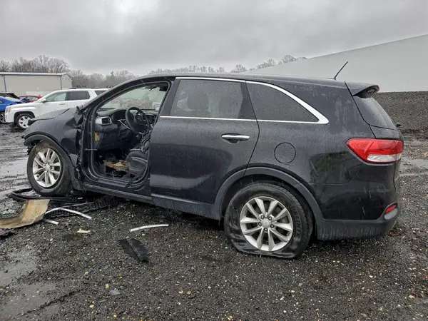 5XYPG4A32GG131168 2016 KIA SORENTO - Image 2