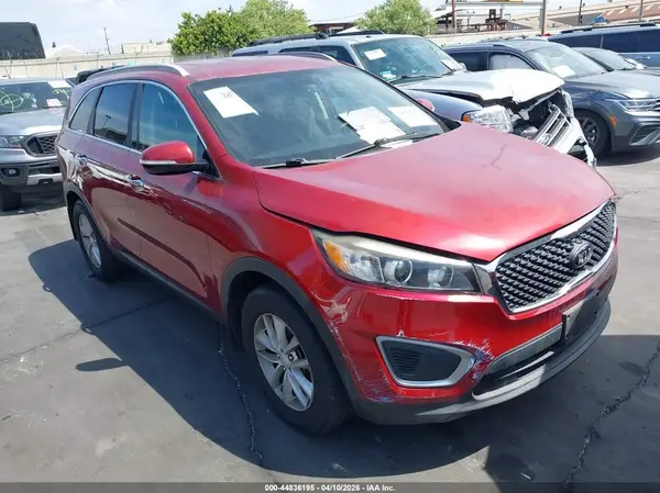 5XYPG4A32GG140842 2016 KIA SORENTO - Image 1