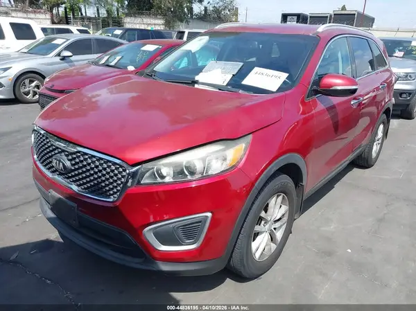 5XYPG4A32GG140842 2016 KIA SORENTO - Image 2