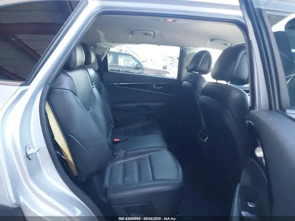5XYPG4A32GG141019 2016 KIA SORENTO - Image 8