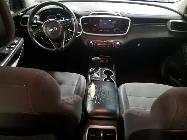 5XYPG4A32GG145247 2016 KIA SORENTO - Image 8