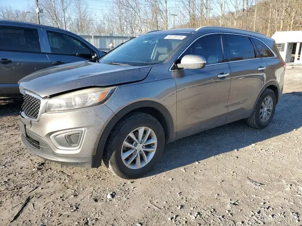 5XYPG4A32GG145376 2016 KIA SORENTO - Image 1