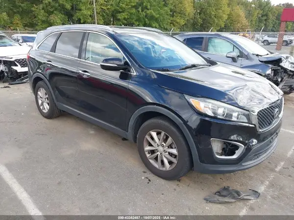5XYPG4A32GG153266 2016 KIA SORENTO - Image 1