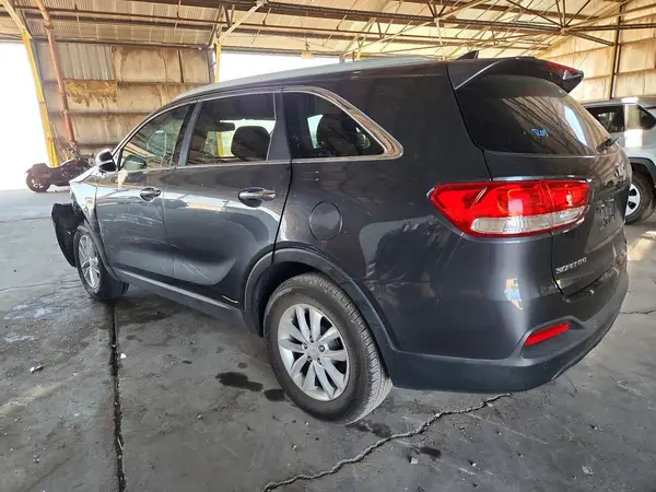 5XYPG4A32GG155728 2016 KIA SORENTO - Image 2
