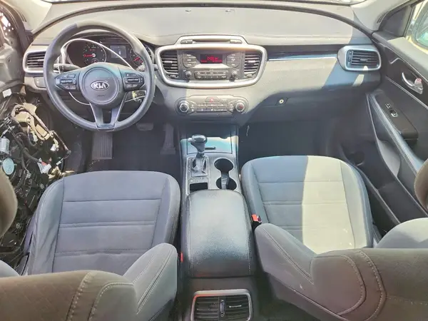 5XYPG4A32GG166809 2016 KIA SORENTO - Image 8