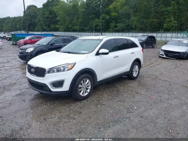 5XYPG4A32GG168432 2016 KIA SORENTO - Image 2
