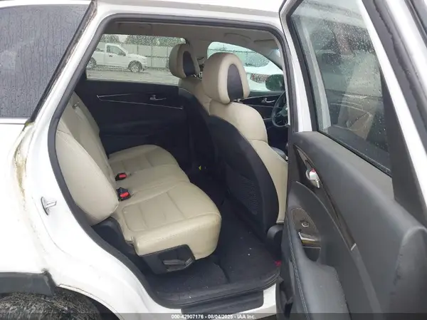 5XYPG4A32GG168432 2016 KIA SORENTO - Image 8