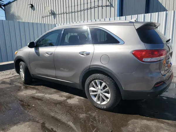 5XYPG4A32GG171041 2016 KIA SORENTO - Image 2