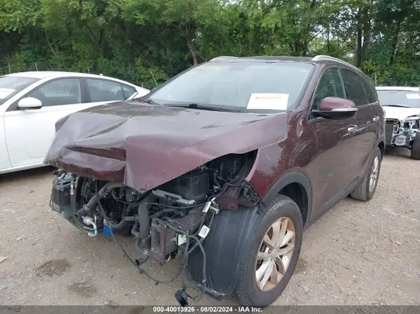 5XYPG4A32HG187676 2017 KIA SORENTO - Image 2