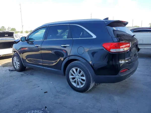 5XYPG4A32HG188908 2017 KIA SORENTO - Image 2