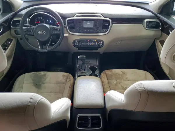 5XYPG4A32HG203035 2017 KIA SORENTO - Image 8