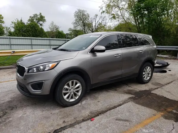 5XYPG4A32HG205254 2017 KIA SORENTO - Image 1