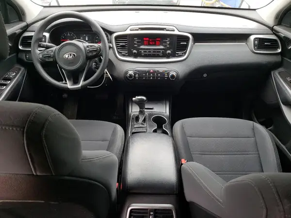 5XYPG4A32HG205254 2017 KIA SORENTO - Image 8