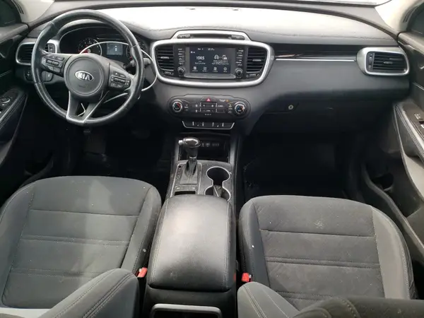 5XYPG4A32HG214309 2017 KIA SORENTO - Image 8