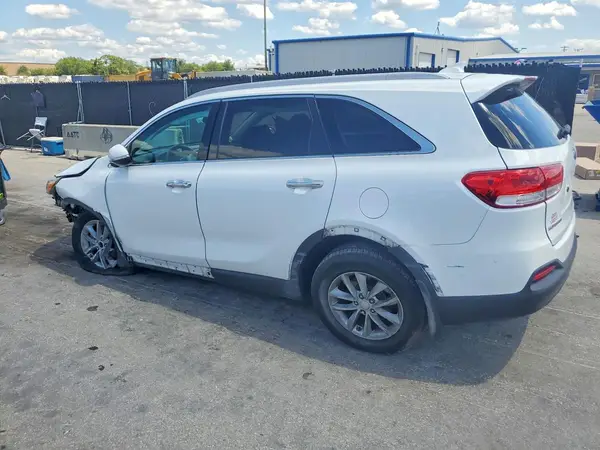 5XYPG4A32HG219042 2017 KIA SORENTO - Image 2