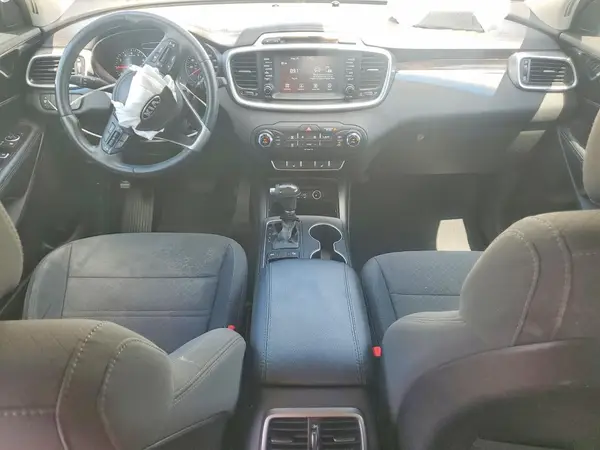 5XYPG4A32HG219042 2017 KIA SORENTO - Image 8